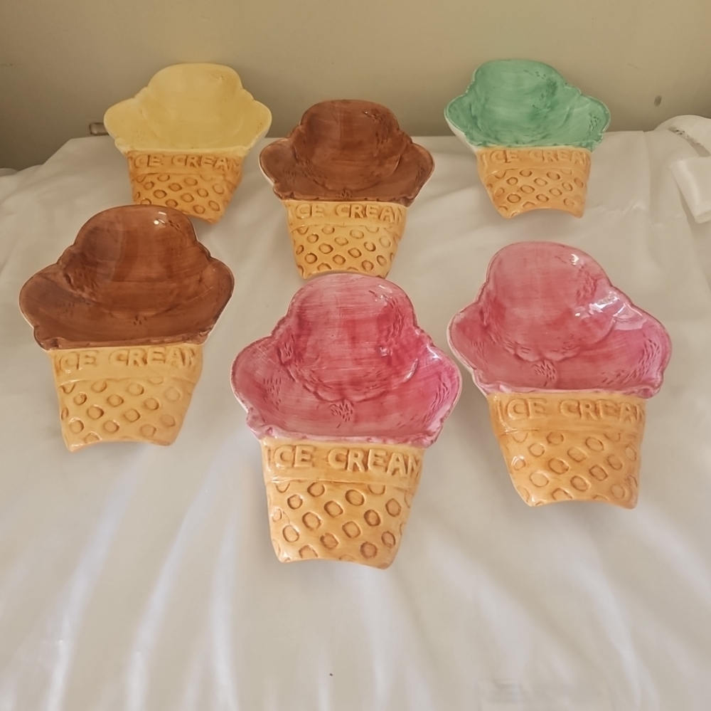 Set of 6 Ice-Cream Bowls / Dishes Stackable Ceramic Lotus 1995 Vintage